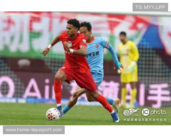 直塞单刀冷静推射破门得分